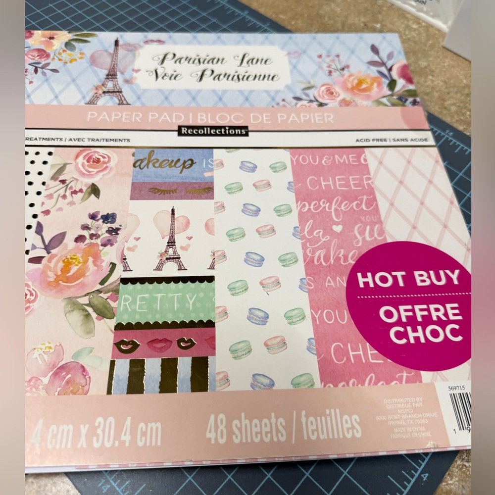 🇫🇷 Oh la la! Recollections Parisian Lane Paper Pad with 42 sheets